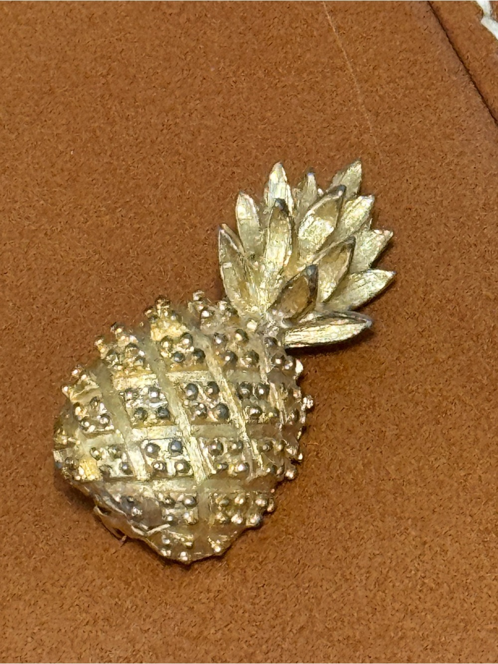 Vintage 1980s Goldtone Pineapple Brooch
